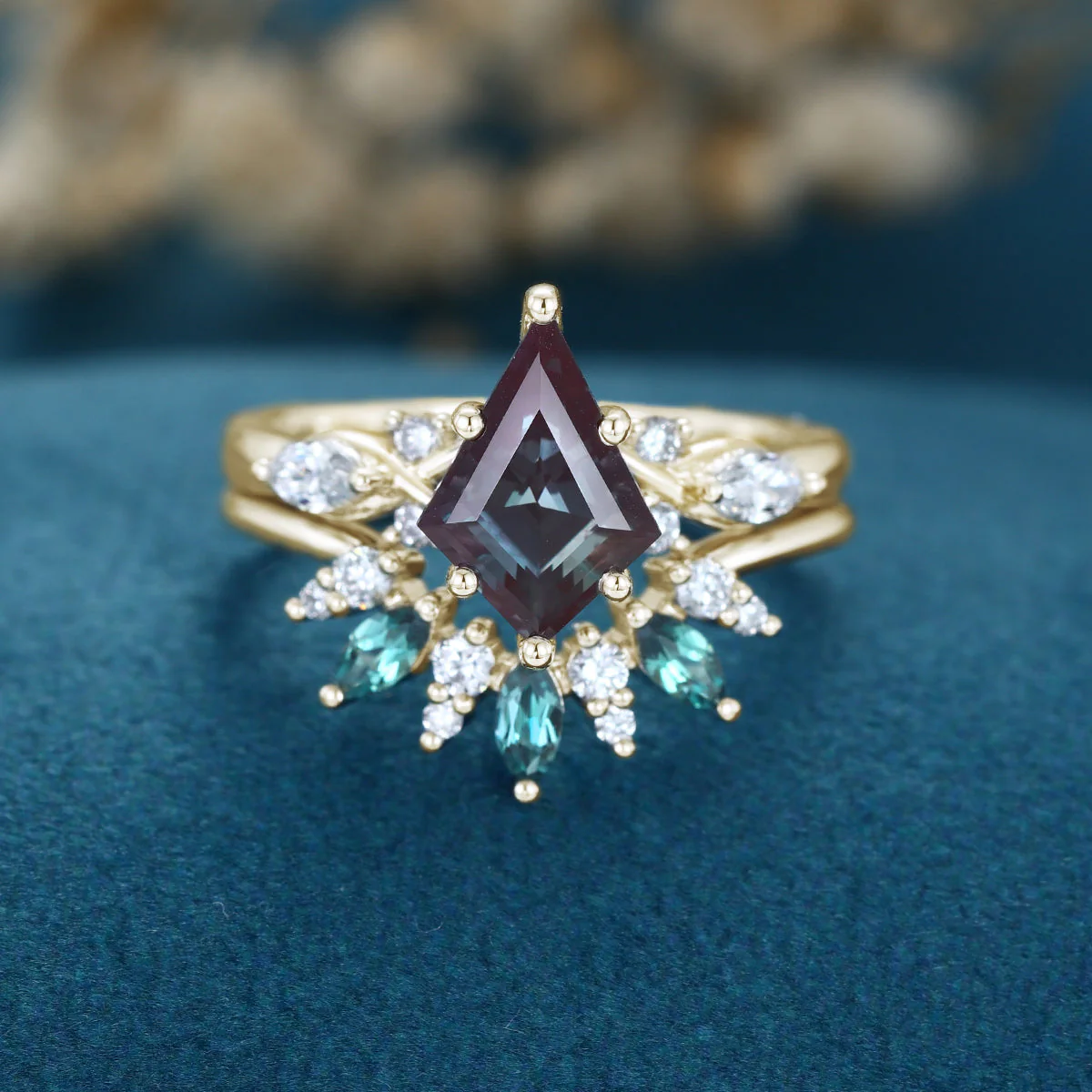 Kite Cut Lab Alexandrite Wedding bridal set - Image 9