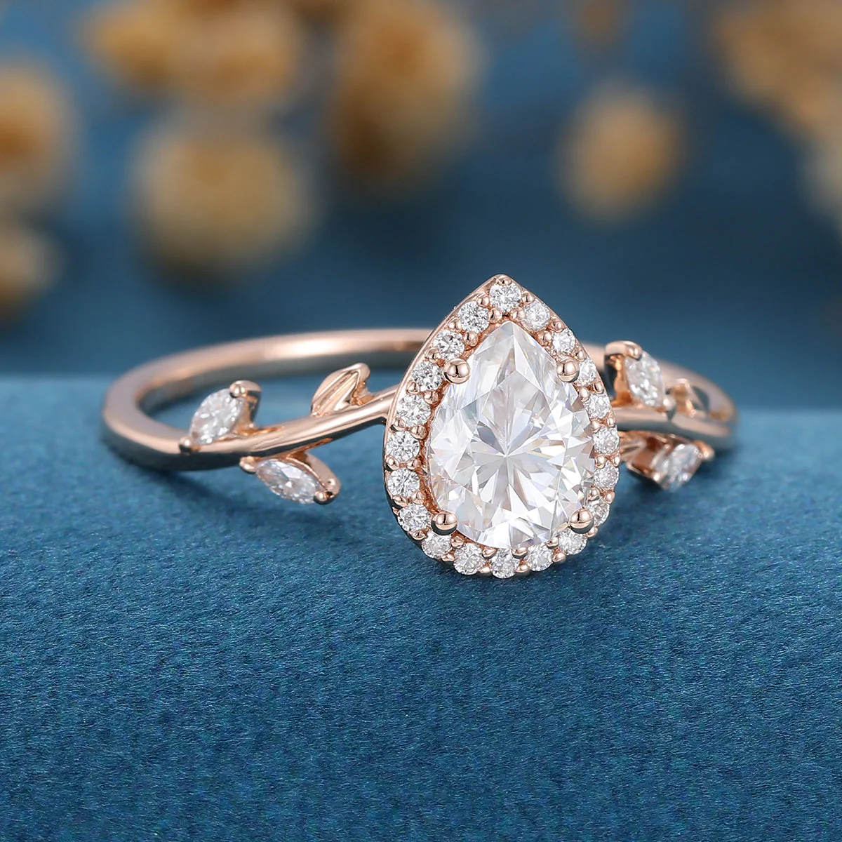 Pear cut Moissanite leaf Engagement Ring - Image 4