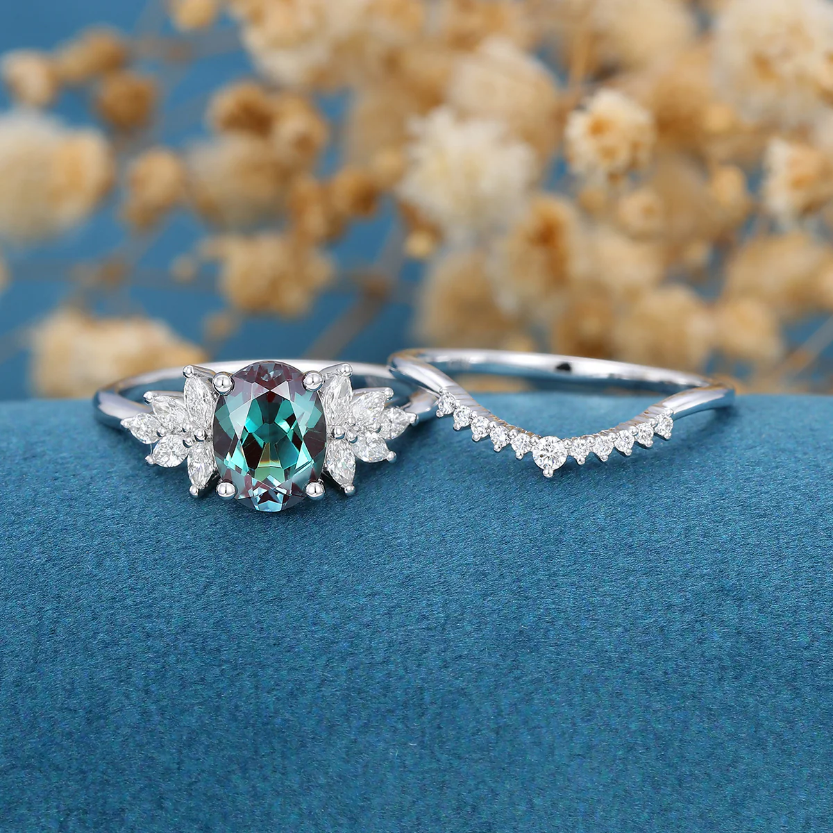2PCS Oval Alexandrite cluster Engagement ring Bridal Set - Image 4