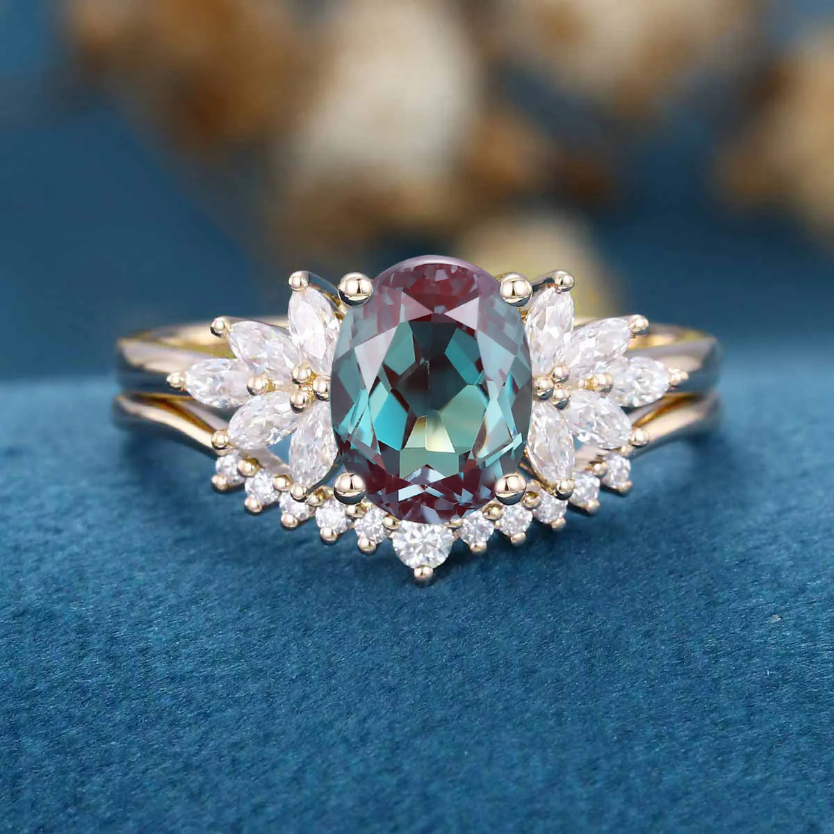 2PCS Oval cut Alexandrite Engagement ring Bridal Set - Image 6