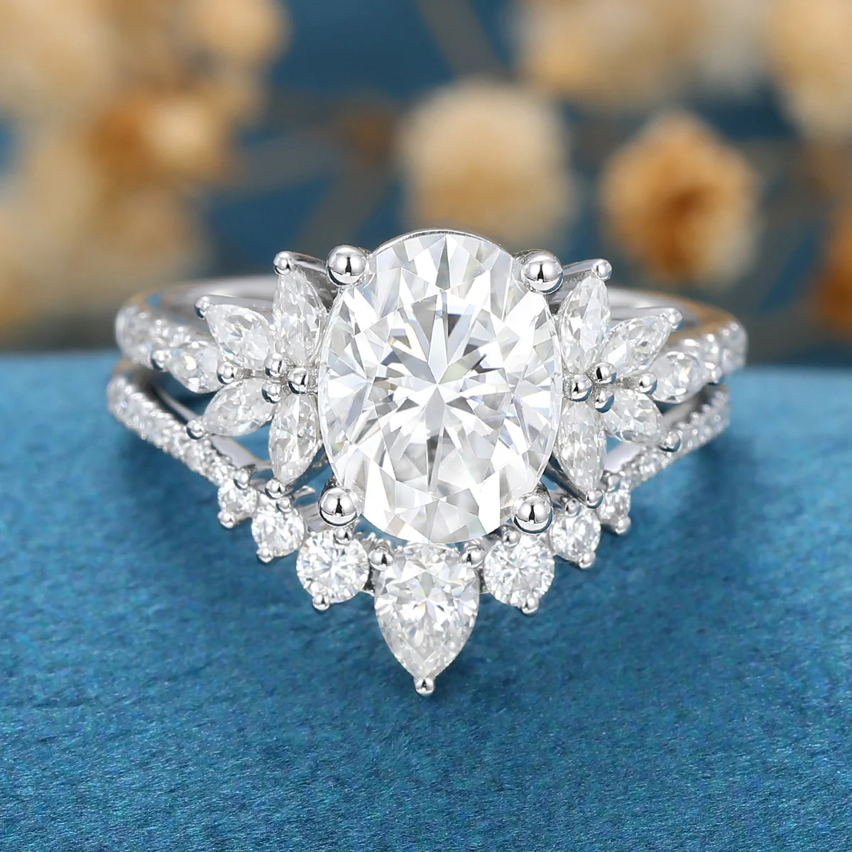 Oval cut Cluster Moissanite engagement ring set vintage - Image 3