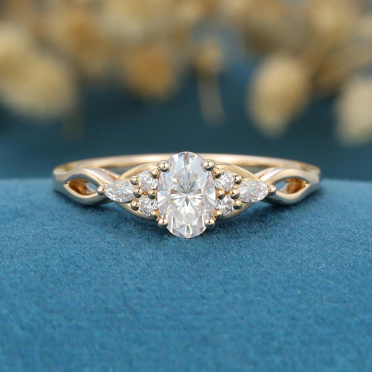 Oval cut Moissanite Cluster Engagement Ring - Image 7