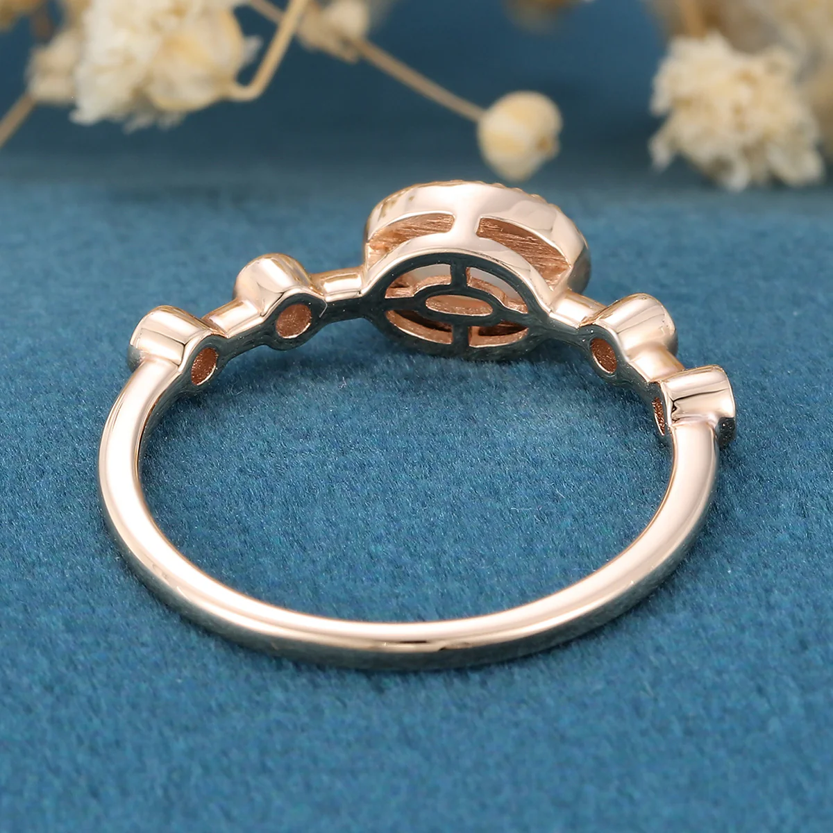 Bezel setting Oval cut Opal Gold Engagement Ring - Image 5