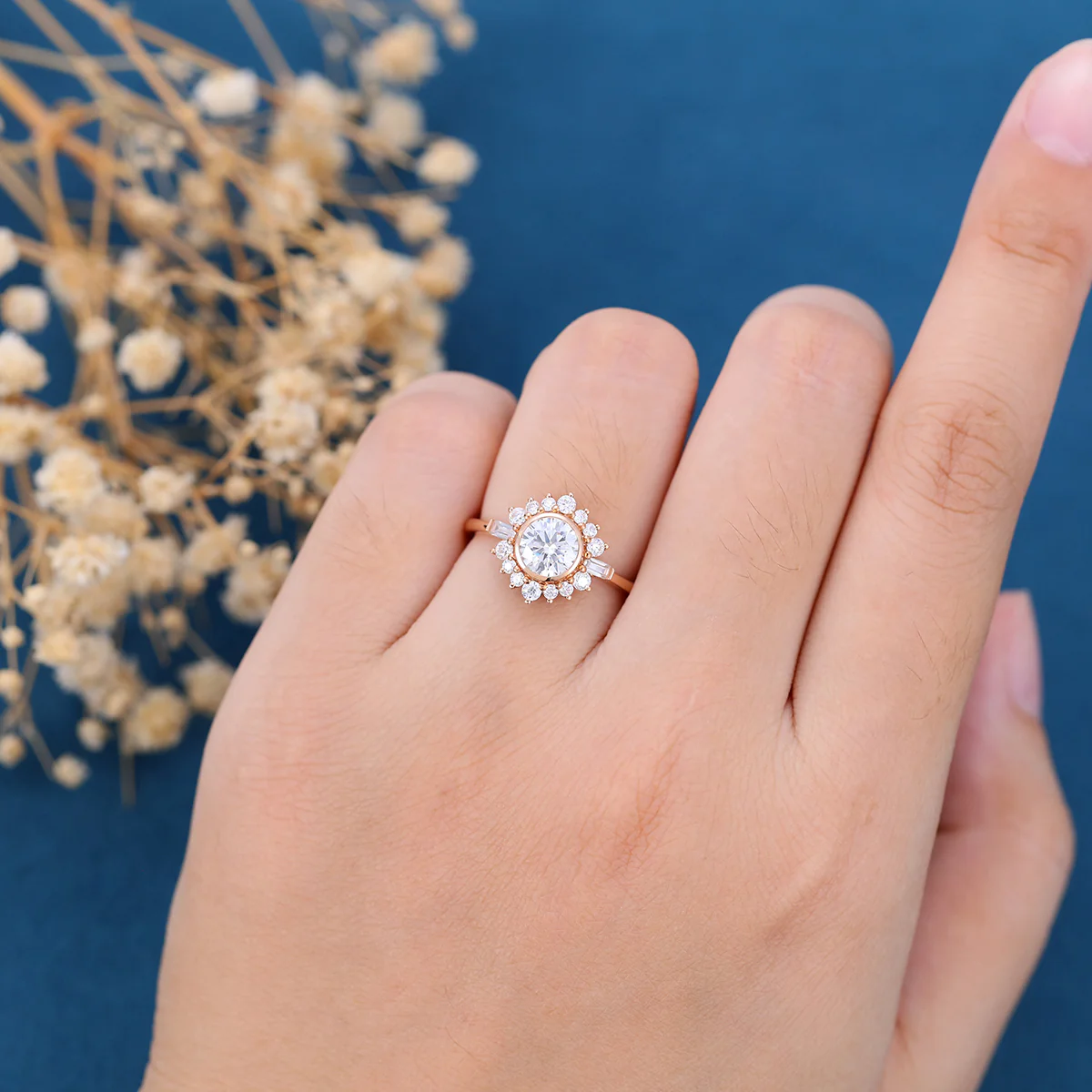 Bezel setting Round cut Moissantie Halo Gold Engagement Ring - Image 3