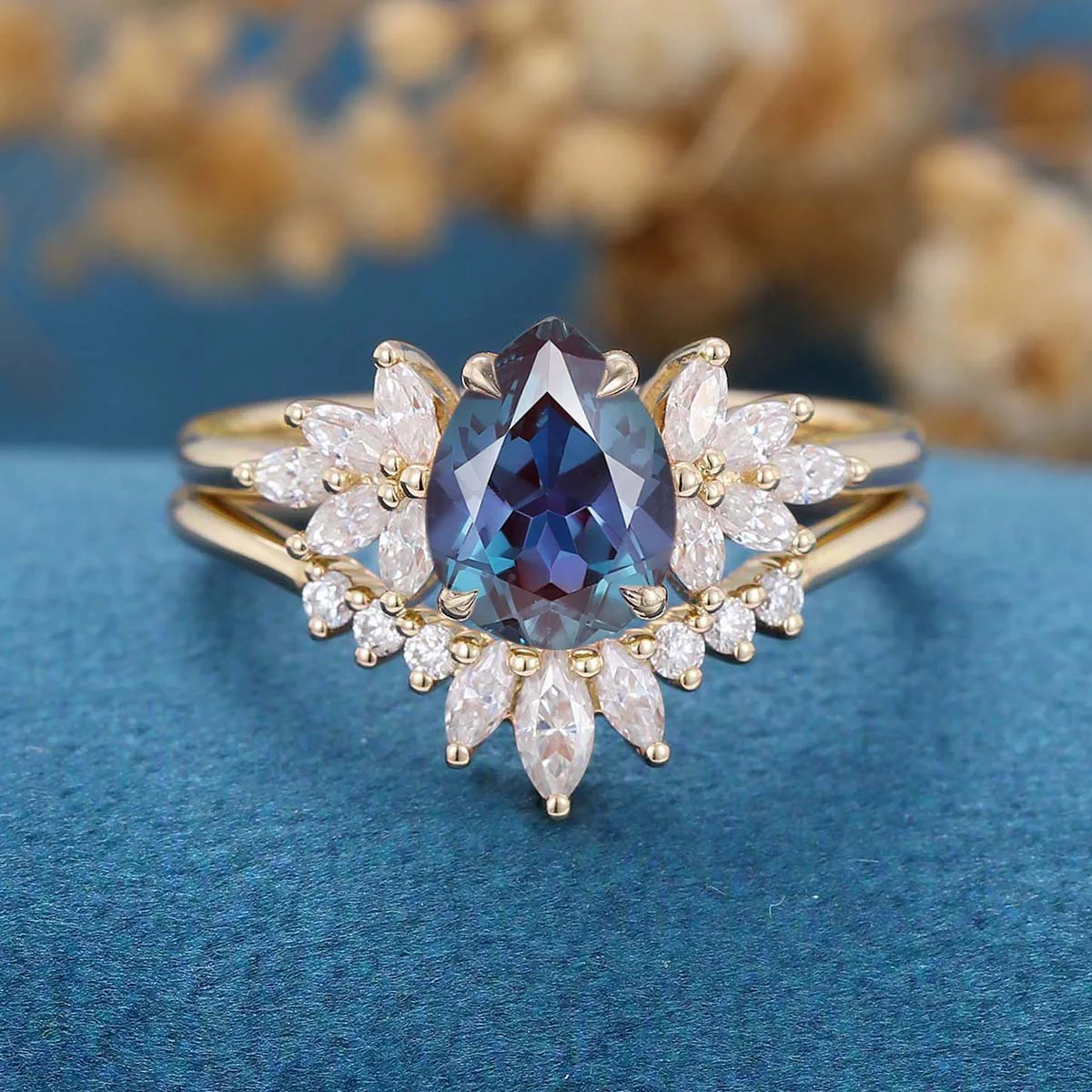 1.2Carat Pear Lab Alexandrite Engagement ring Bridal Set - Image 7