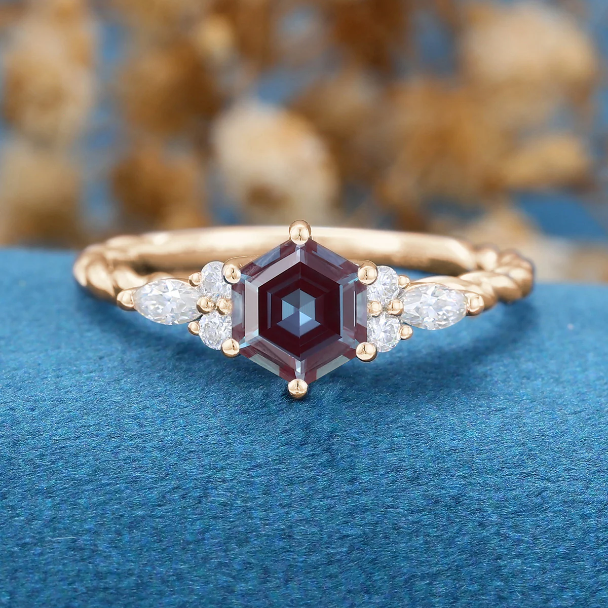 Hexagon cut Lab Alexandrite Engagement ring - Image 8