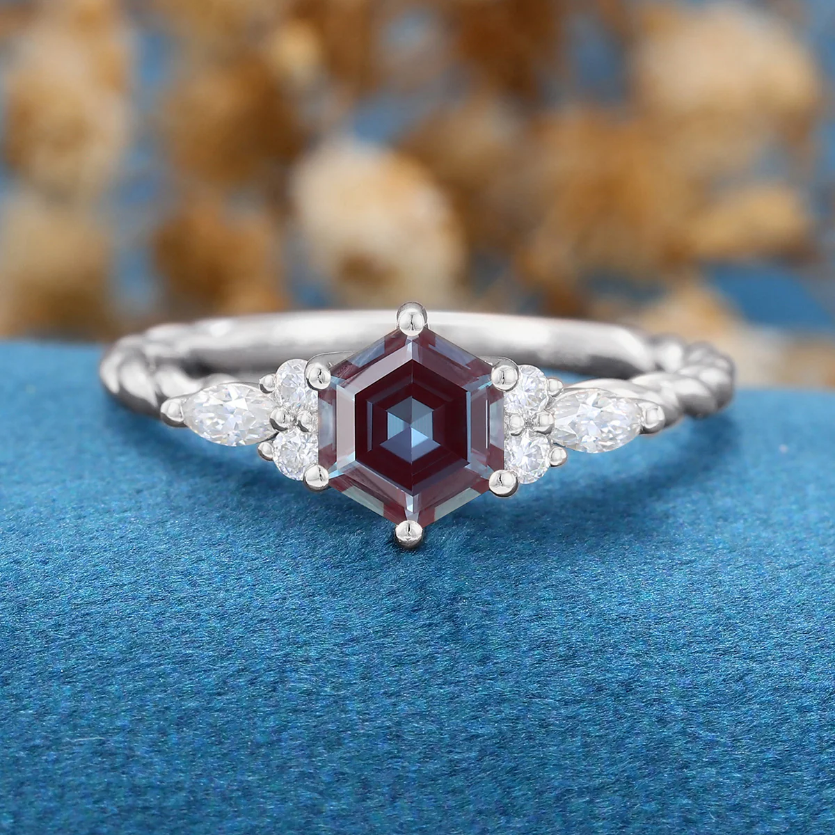 Hexagon cut Lab Alexandrite Engagement ring - Image 9