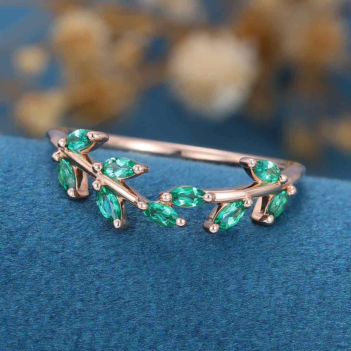 Marquise cut Natural Emerald Curved Wedding Band Ring - Image 5