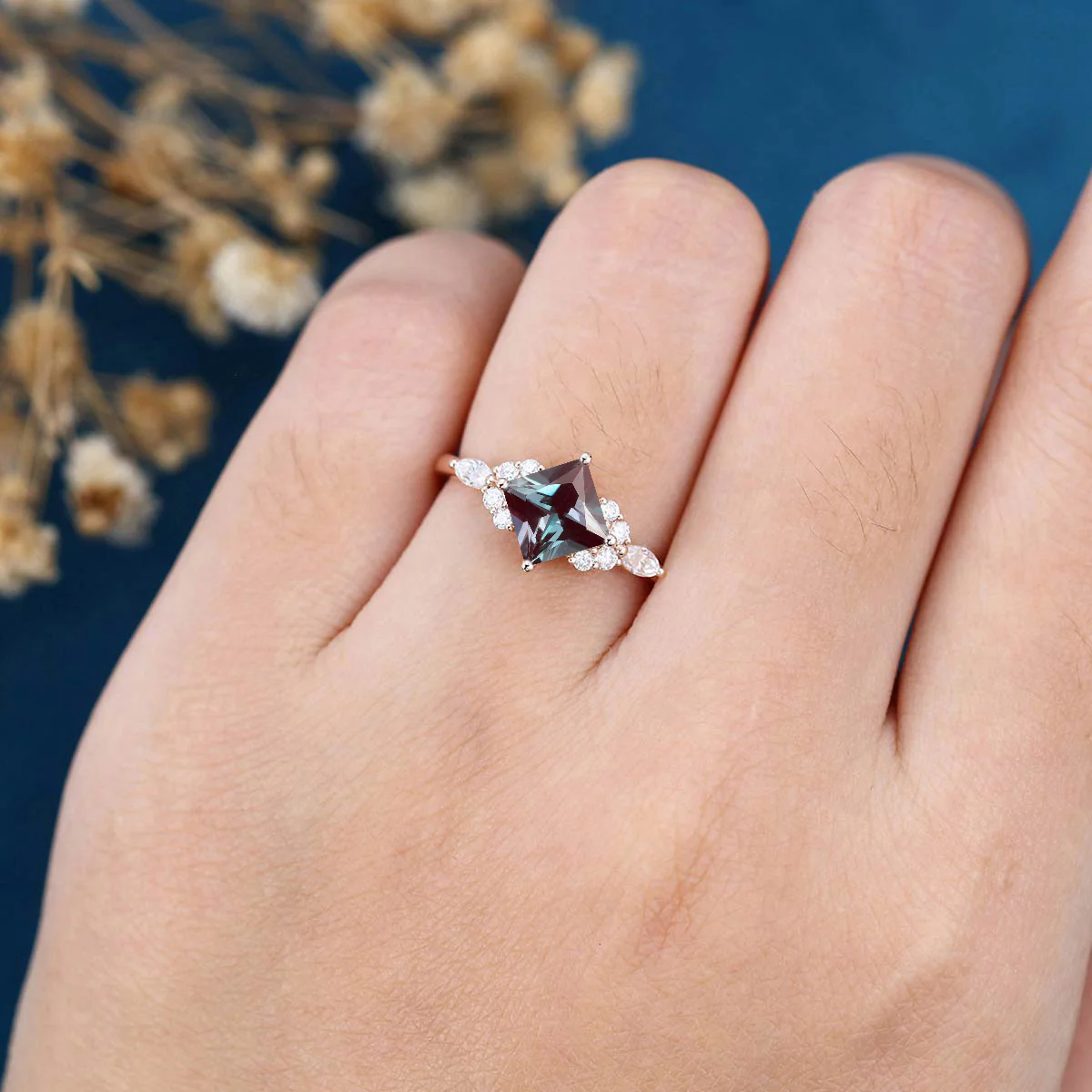 Princess cut Lab Alexandrite | Diamond Engagement ring - Image 2
