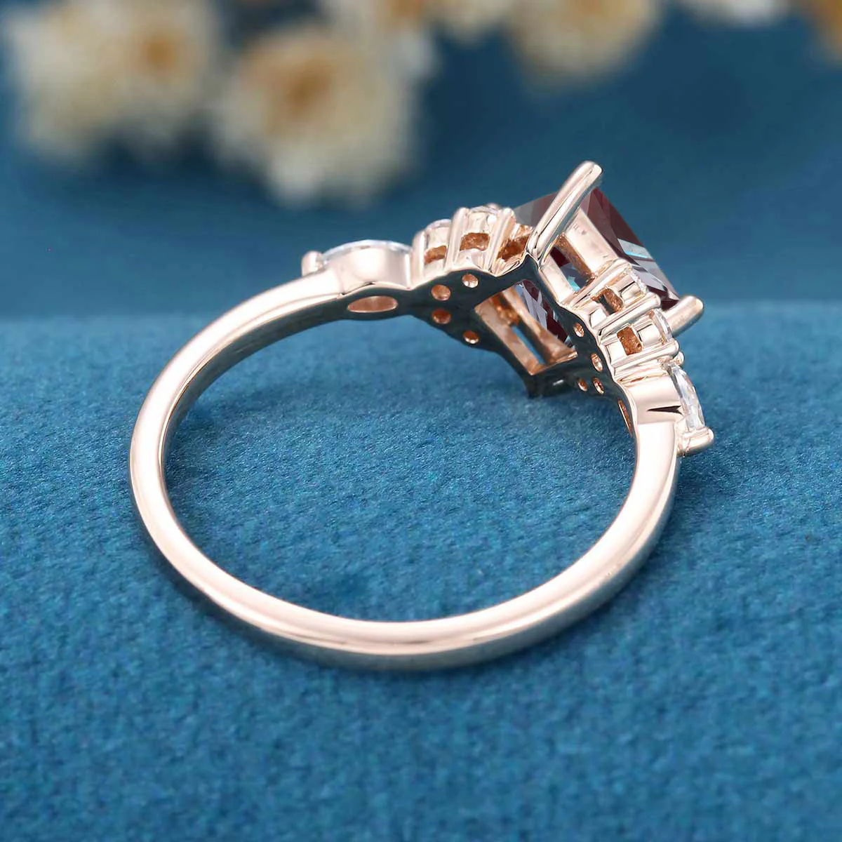 Princess cut Lab Alexandrite | Diamond Engagement ring - Image 6