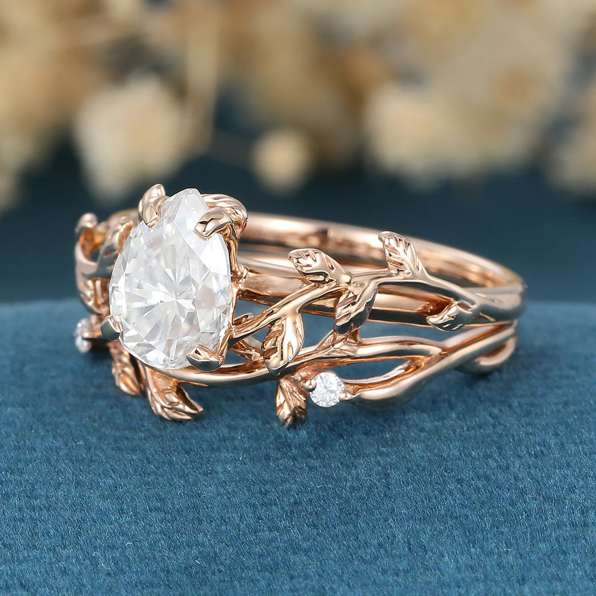 Nature Inspired Pear cut Moissanite Leaf Gold ring set - Image 9