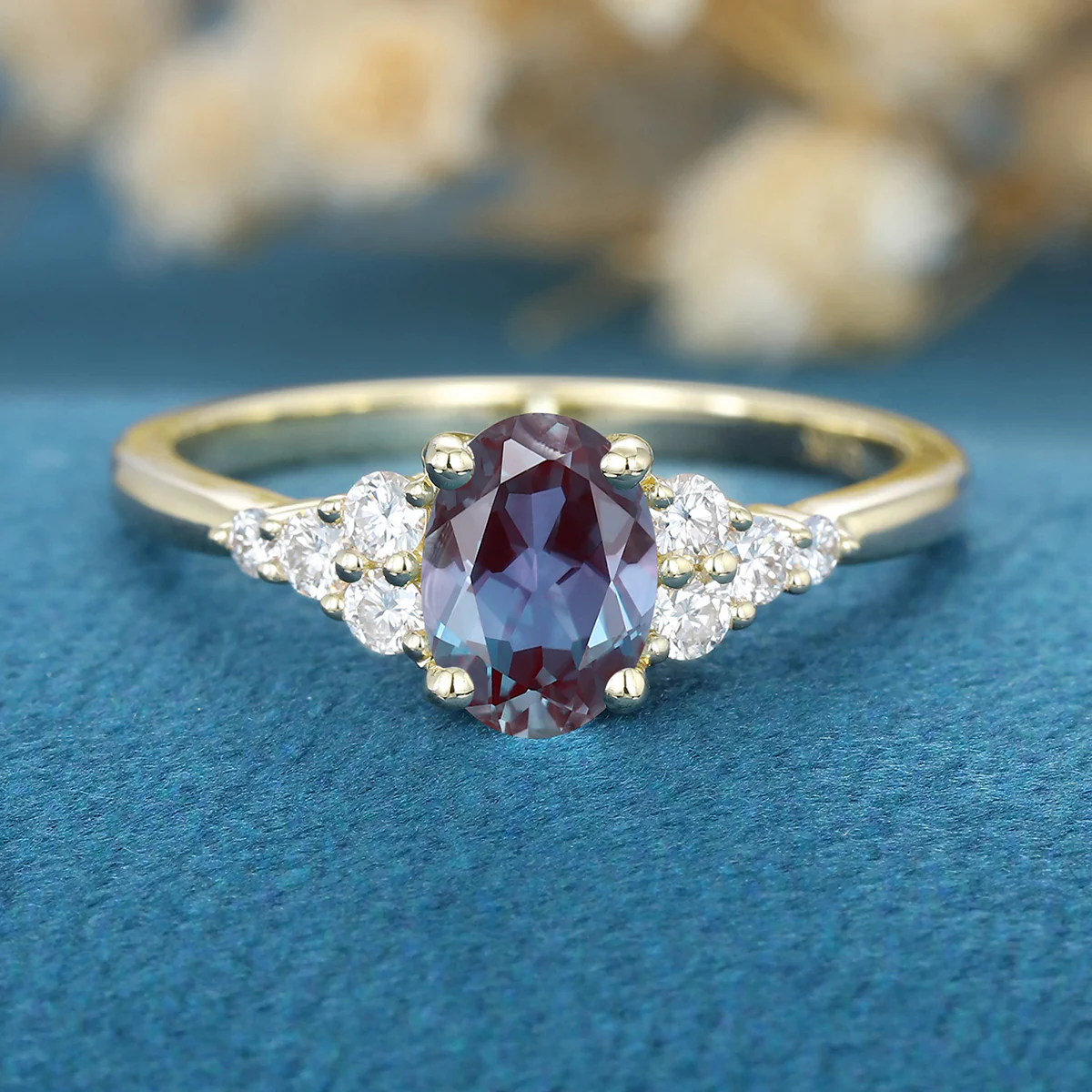 Oval cut Lab Alexandrite | Diamond Engagement ring - Image 8