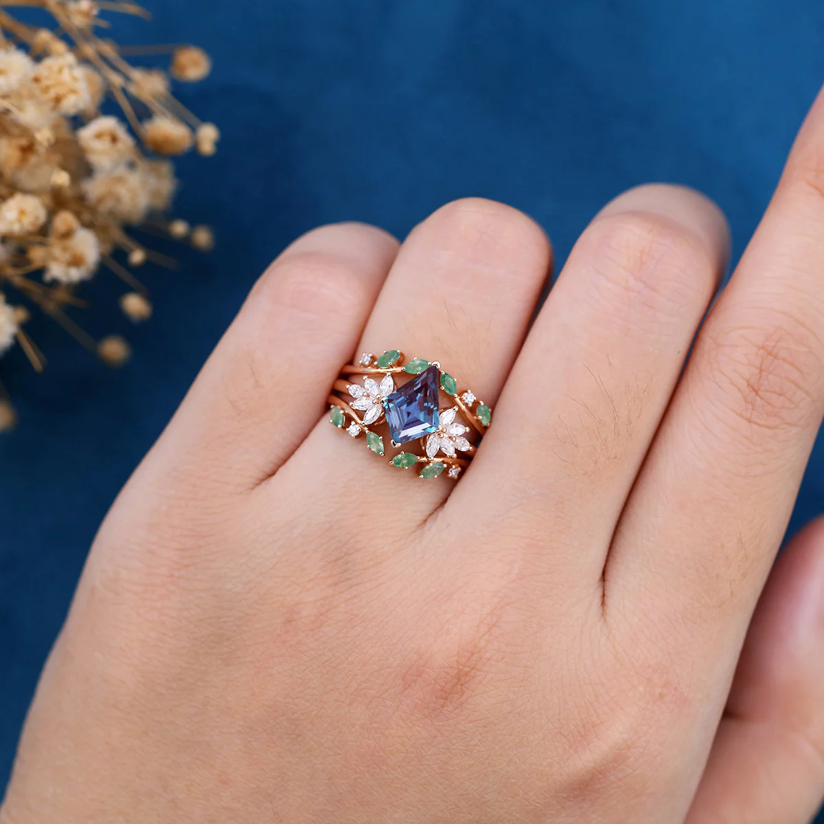 Kite Cut Lab Alexandrite  Ring set - Image 2