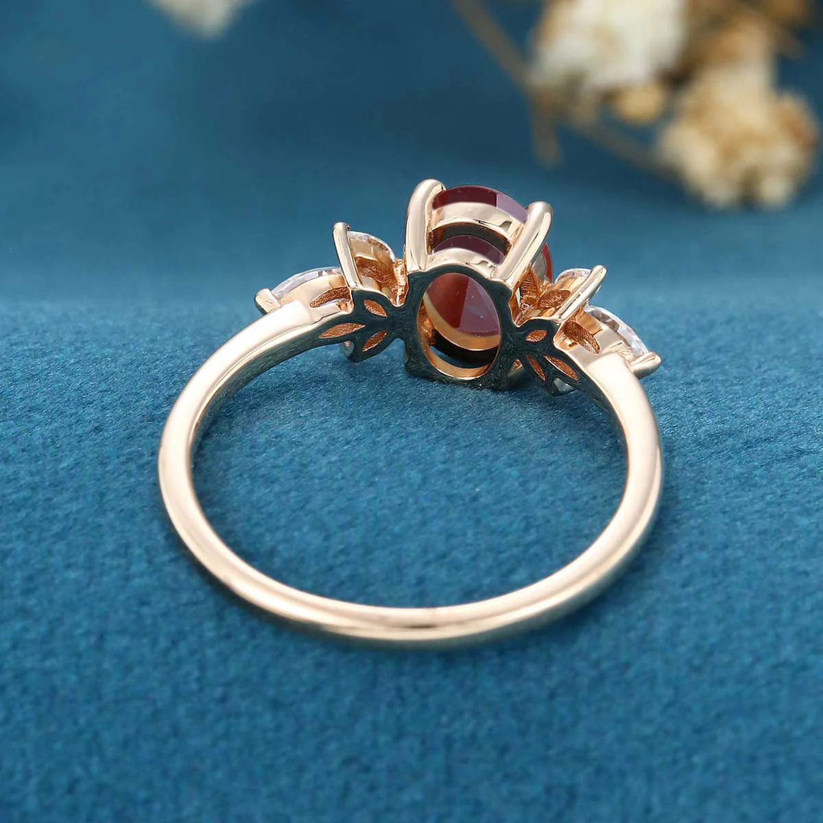 Oval cut Lab Alexandrite | Diamond Engagement ring - Image 6
