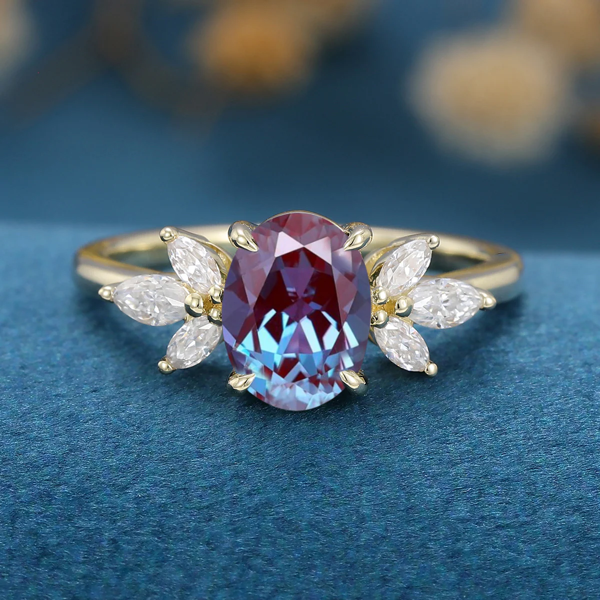 Oval cut Lab Alexandrite | Diamond Engagement ring - Image 8