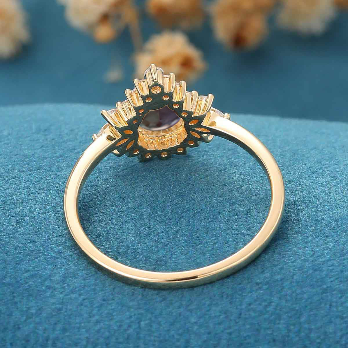 Pear cut Lab Alexandrite | Diamond Engagement ring - Image 4