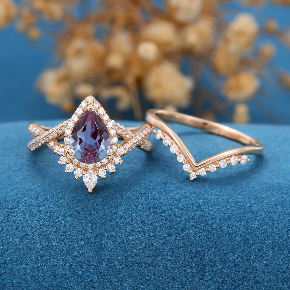 1.2Carat Pear Cut Lab Alexandrite Ring set - Image 3