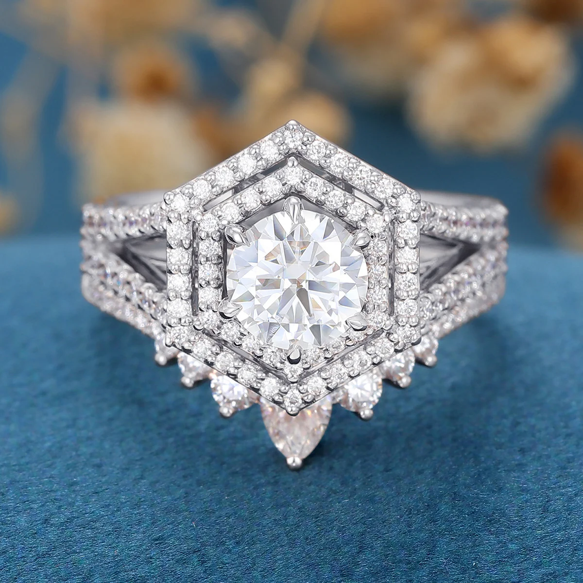 Round cut Moissanite Engagement Ring Bridal Set - Image 6