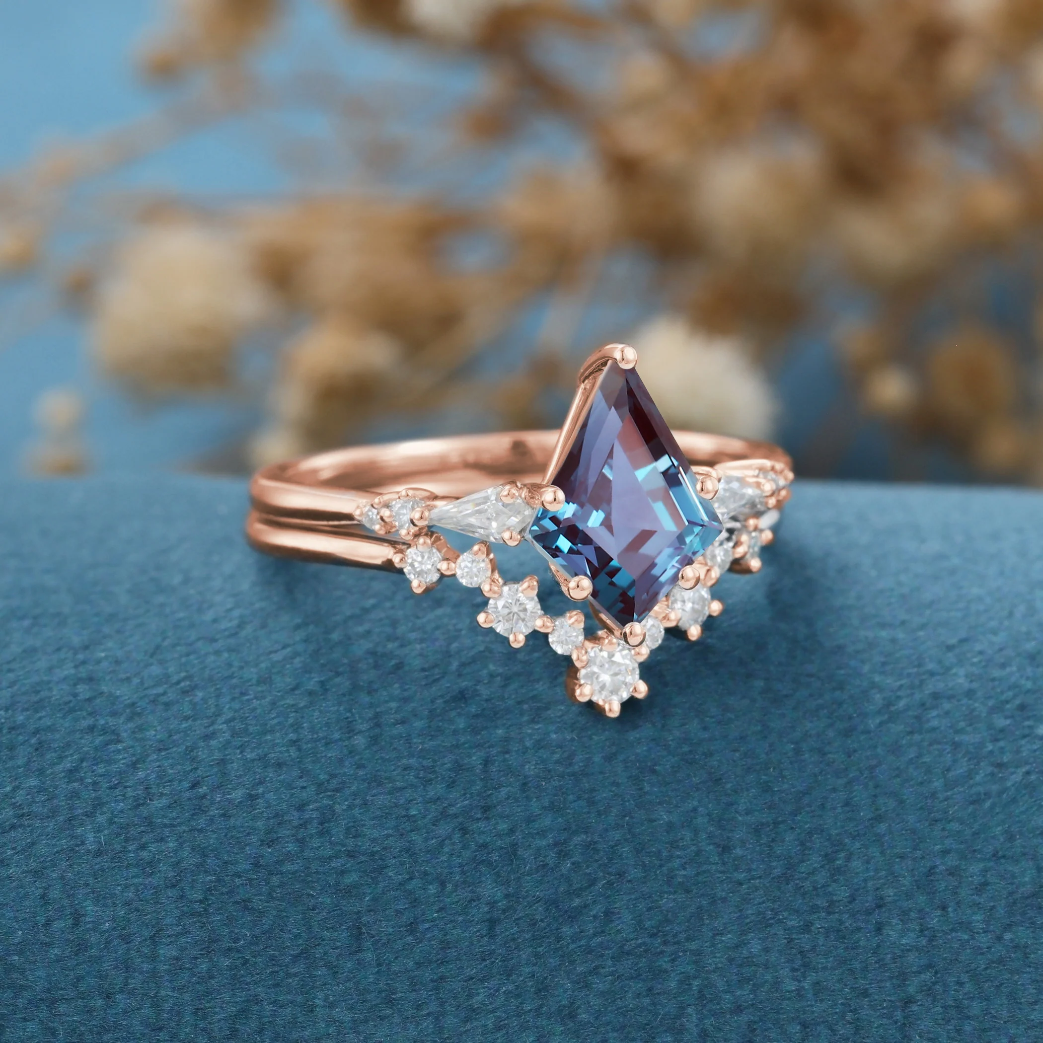 Kite Cut Alexandrite | Diamond  Ring set - Image 5