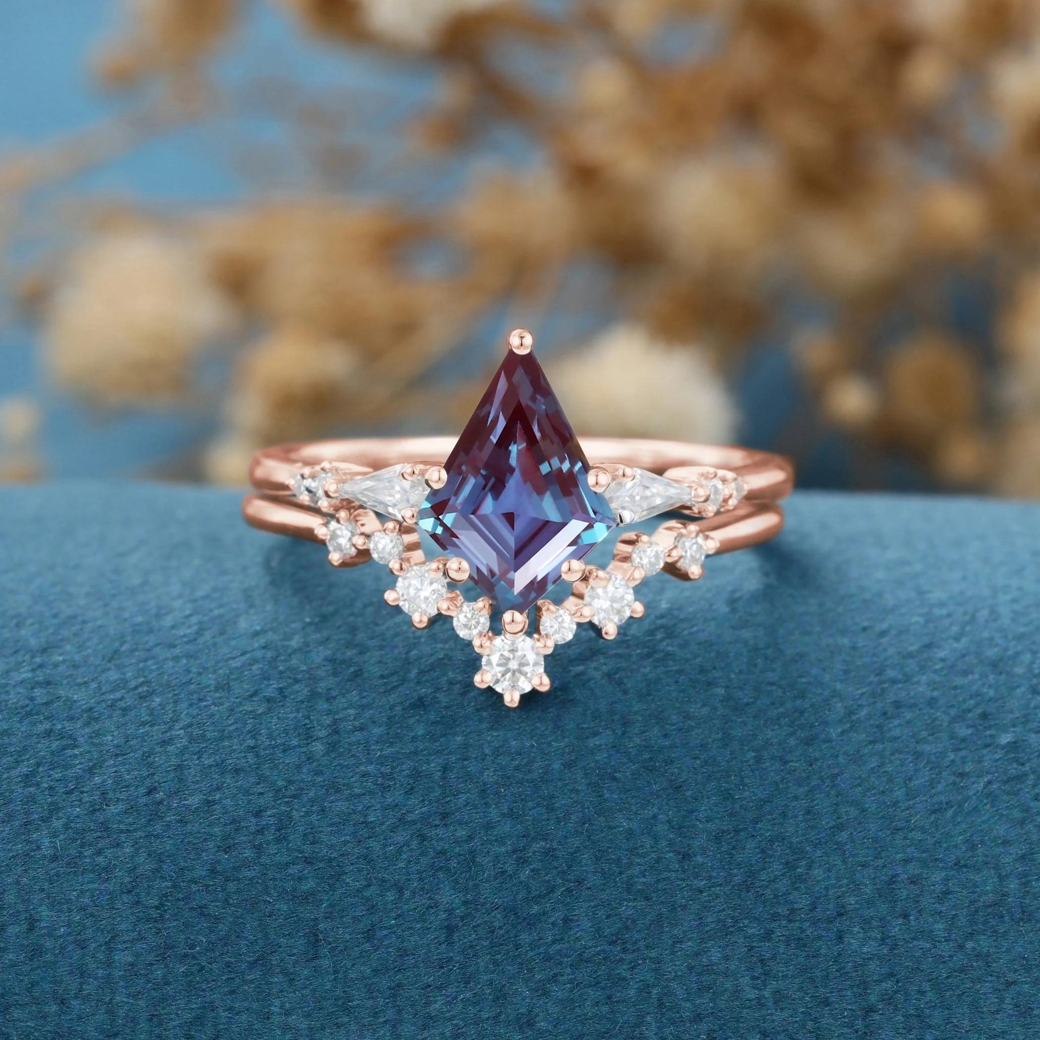 Kite Cut Alexandrite | Diamond  Ring set - Image 6