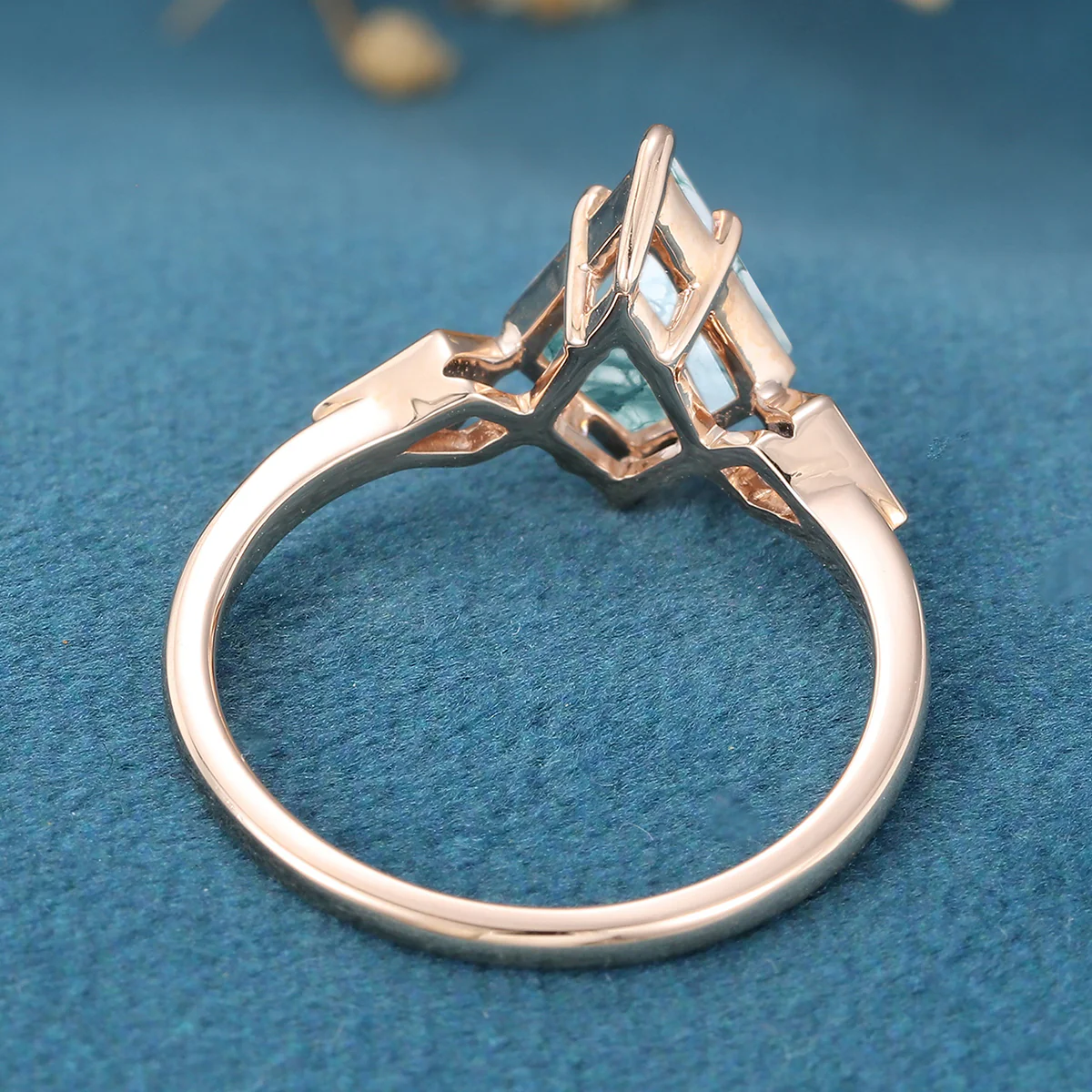Kite Cut Natural Green Moss Agate Cluster Engagement Ring - Image 4