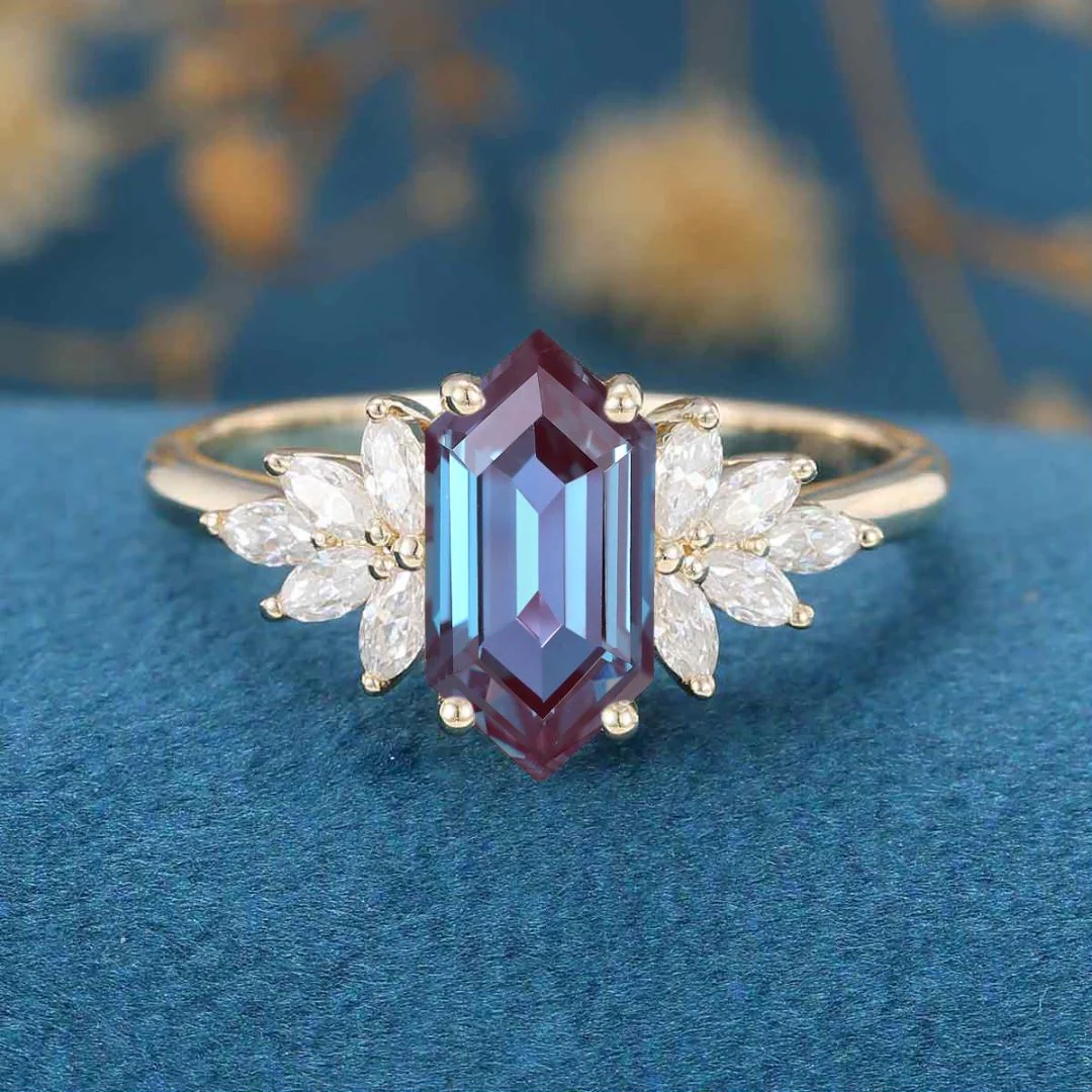 Long Hexagon cut Lab Alexandrite Engagement ring - Image 8