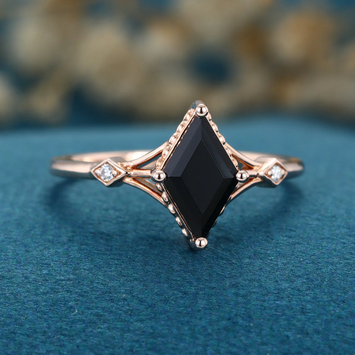 Lozenge cut Black Onyx Solid Gold Engagement Ring - Image 5