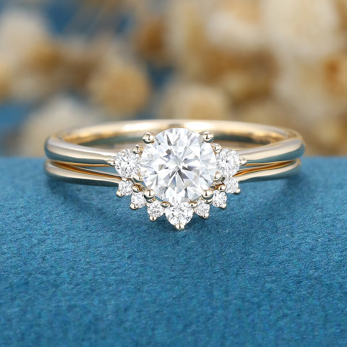 Round cut Moissanite Engagement Ring Bridal Set - Image 3