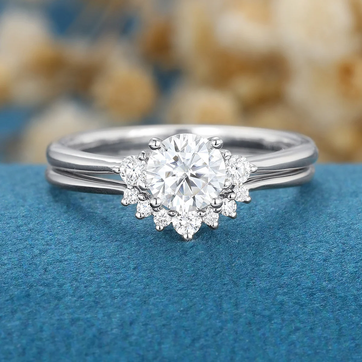 Round cut Moissanite Engagement Ring Bridal Set - Image 6