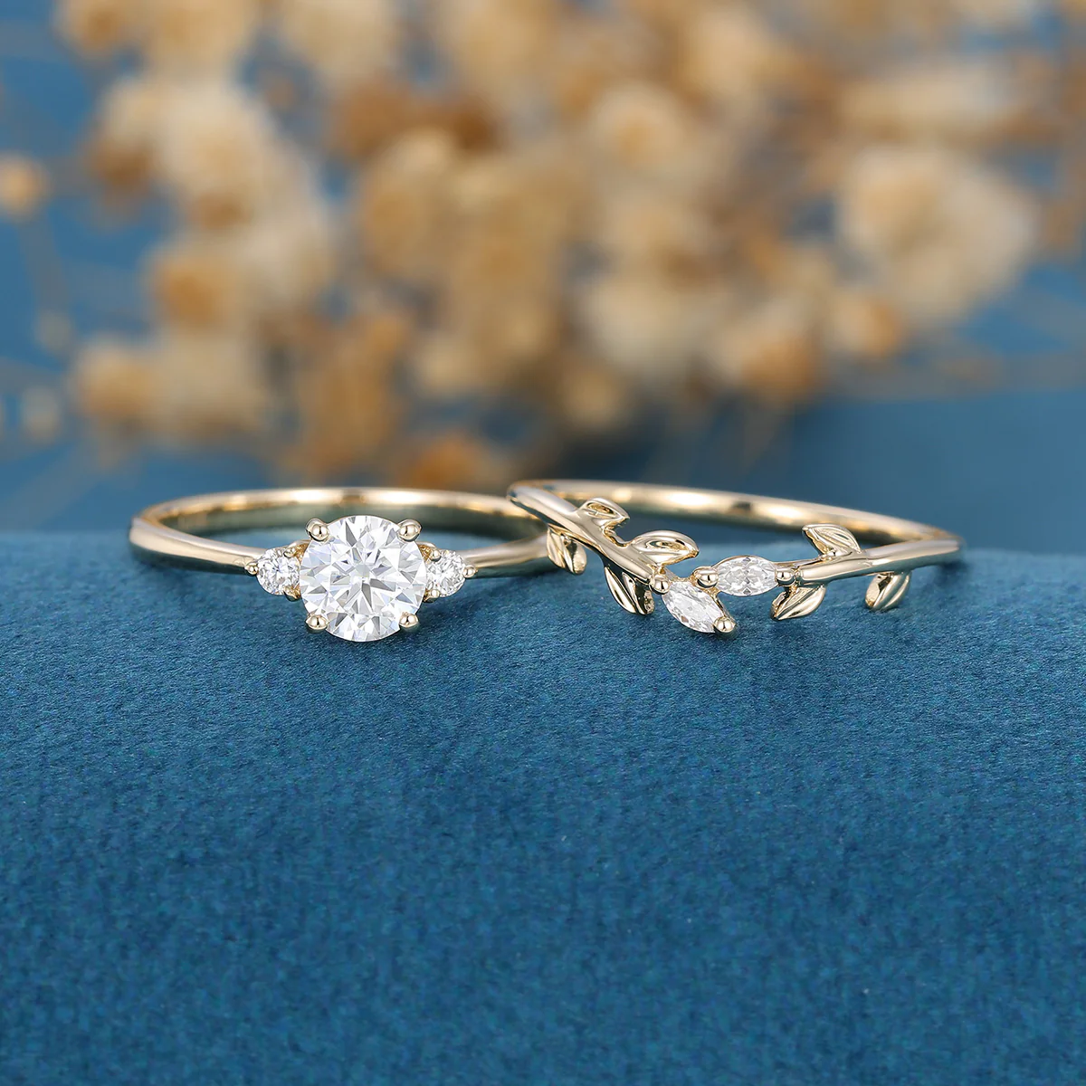 Round cut Moissanite Engagement ring Bridal Set - Image 4