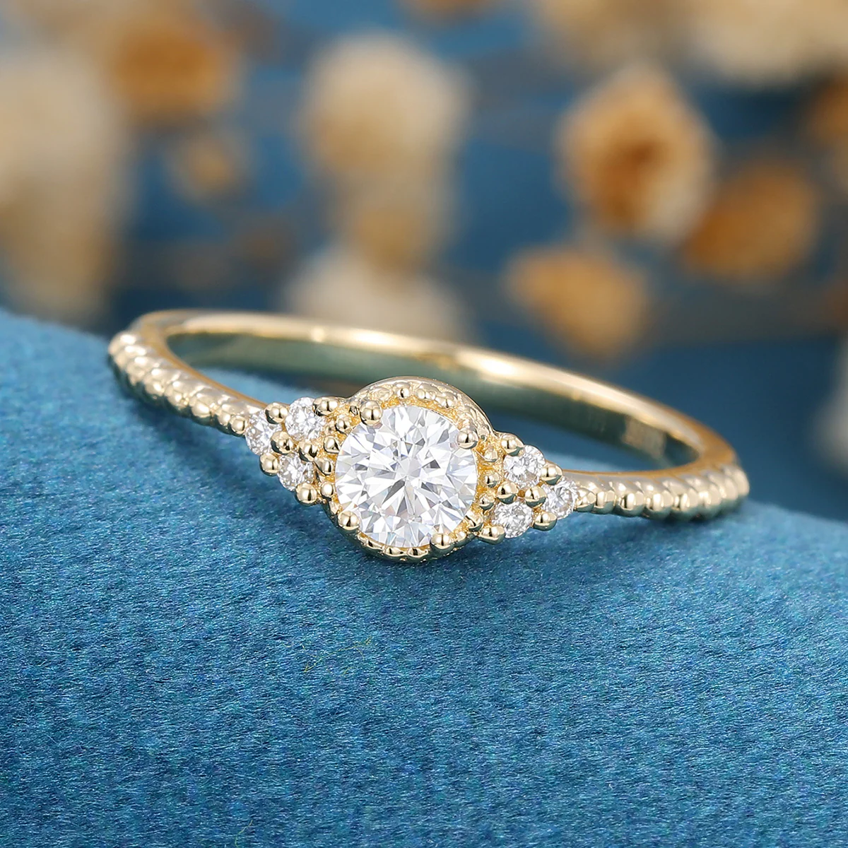 Round cut Moissanite Twisted Engagement Ring - Image 5