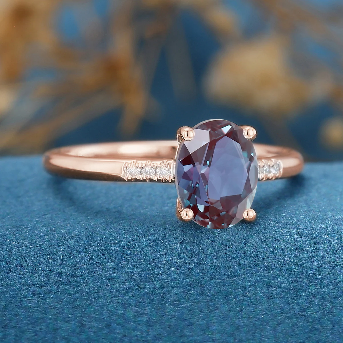 Oval cut Lab Alexandrite | Diamond Engagement ring - Image 4
