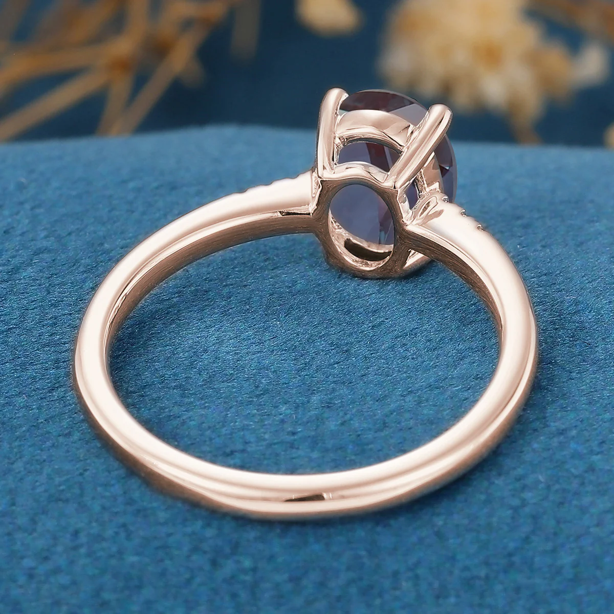 Oval cut Lab Alexandrite | Diamond Engagement ring - Image 6