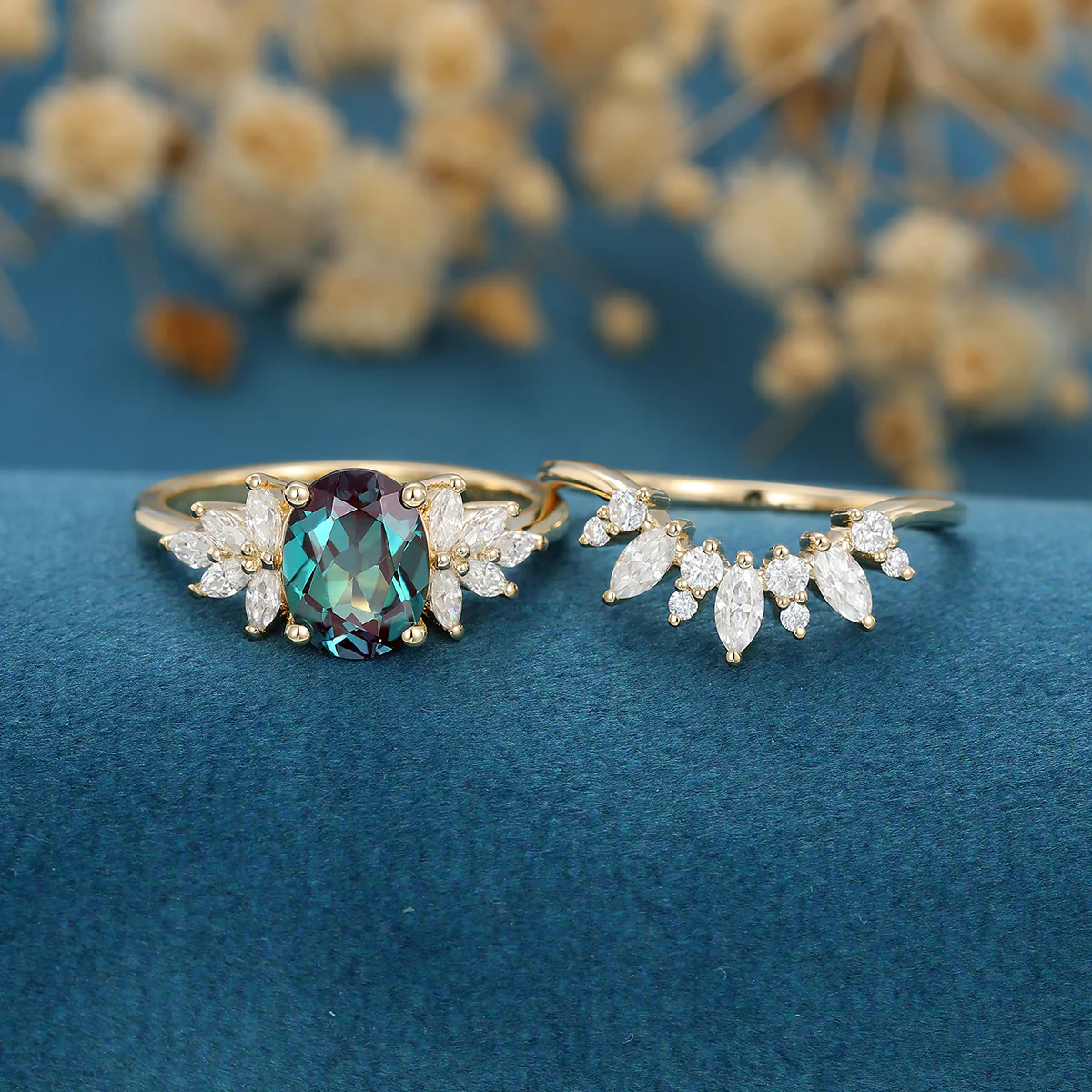1.5Carat Oval Alexandrite Cluster Engagement ring Bridal Set - Image 3