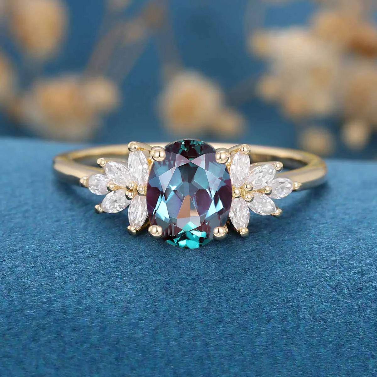 Oval Lab Alexandrite Cluster Engagement ring - Image 10