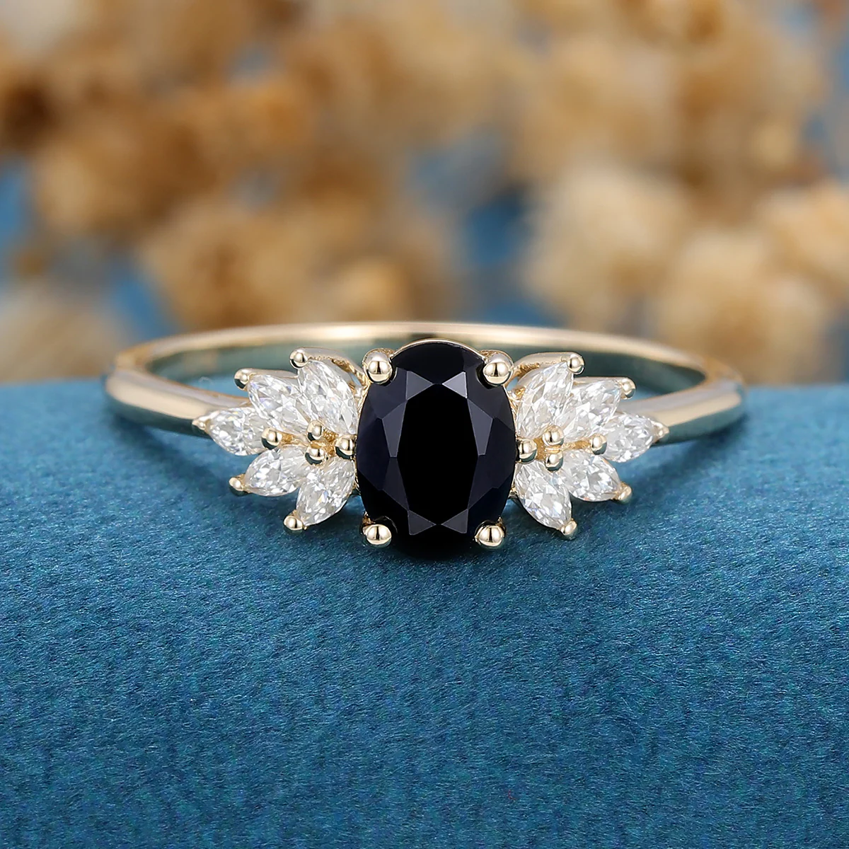1.0Carat Oval cut Black Onyx Cluster Engagement ring - Image 5