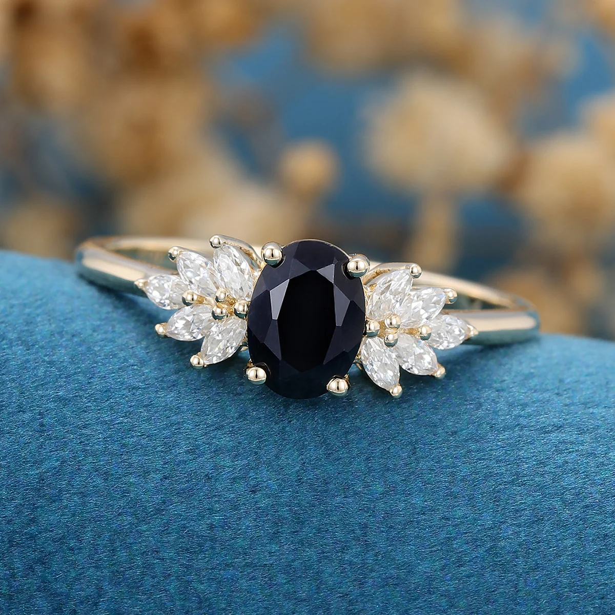 1.0Carat Oval cut Black Onyx Cluster Engagement ring - Image 7