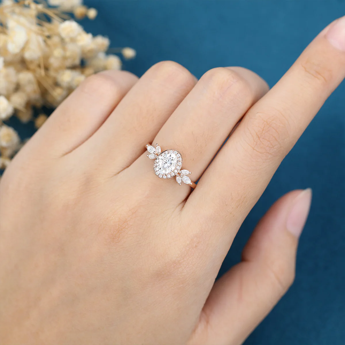 1.5Carat Oval cut Moissanite Halo Engagement ring - Image 3