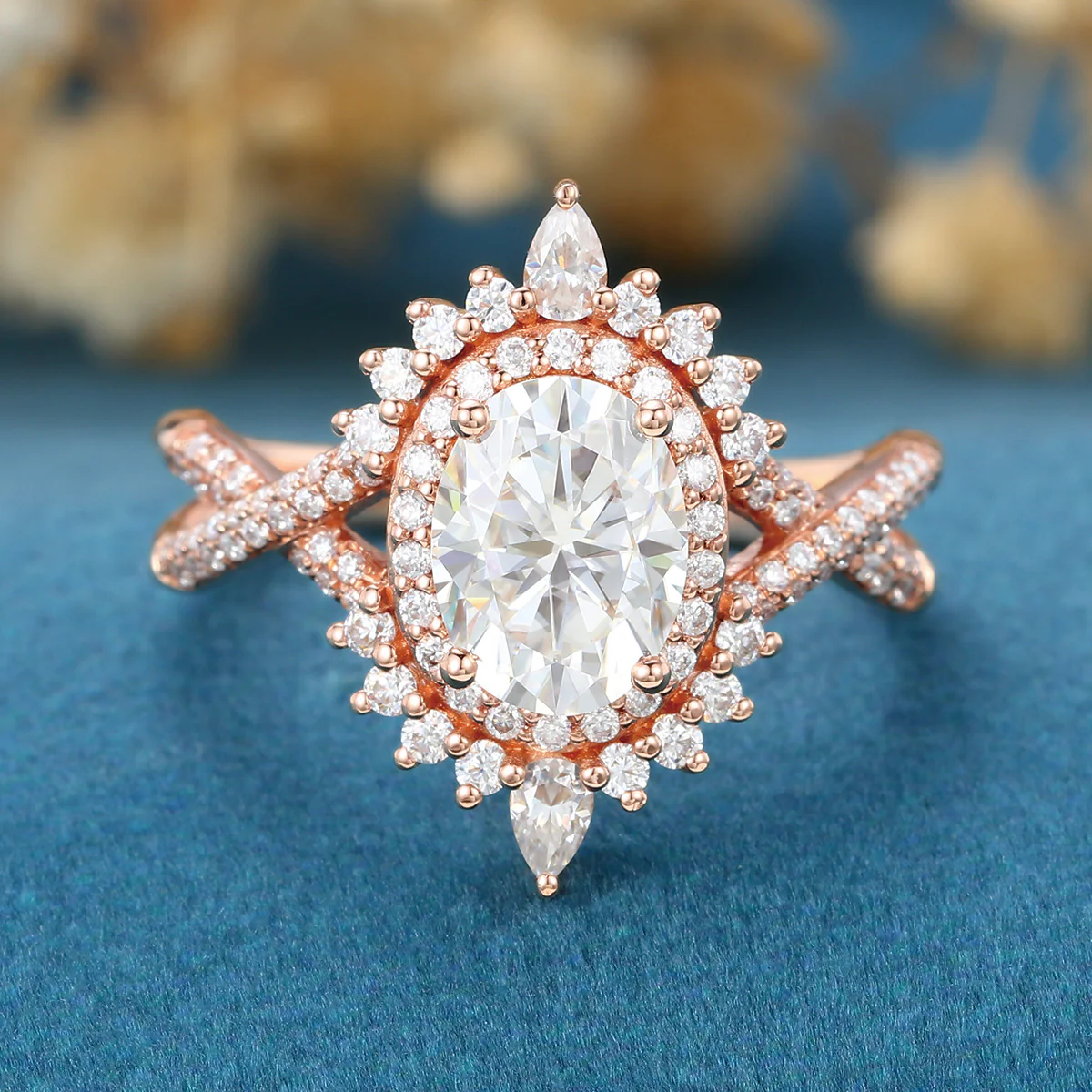 Oval Cut Moissanite Engagement ring - Image 3