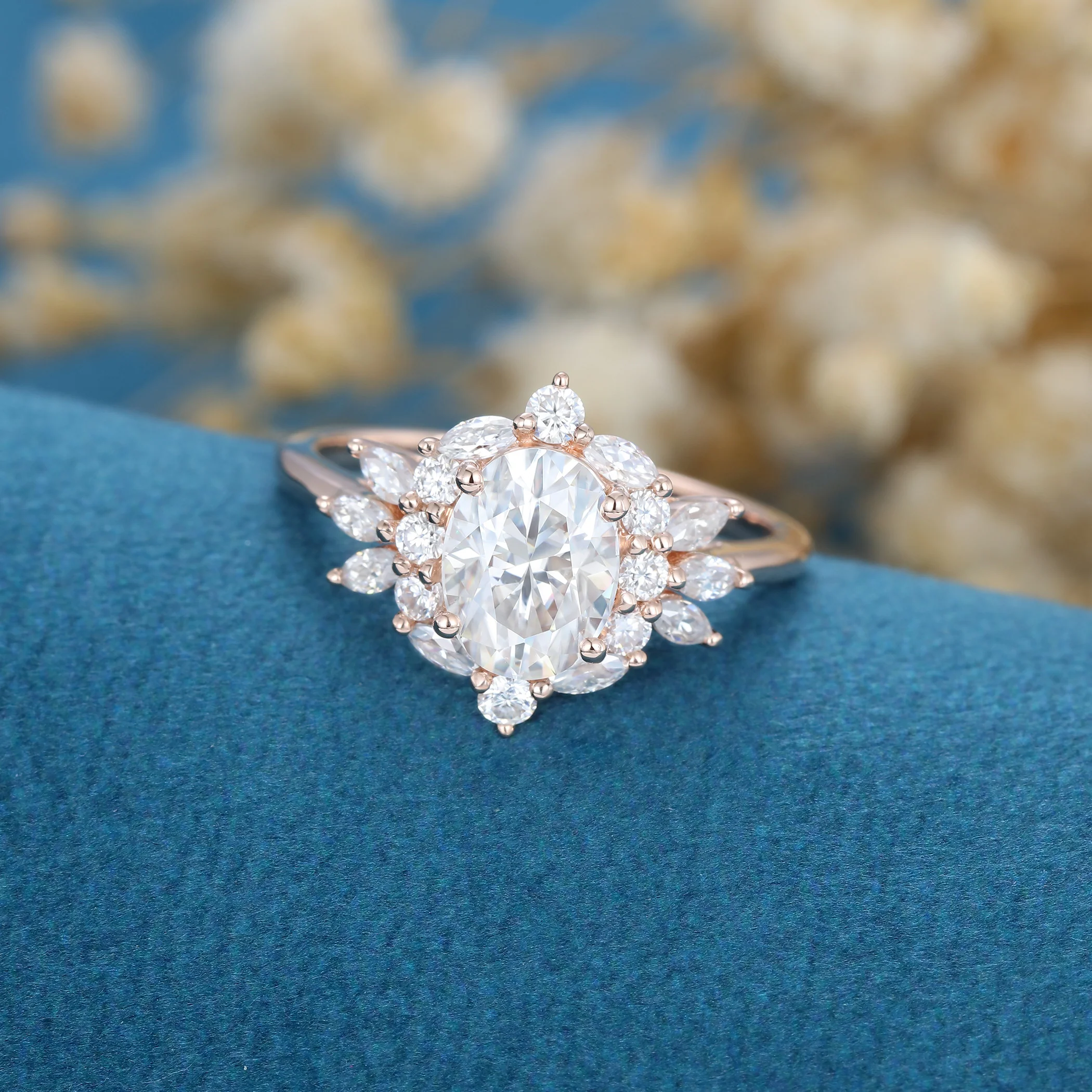 Oval cut Moissanite Cluster Engagement ring - Image 4