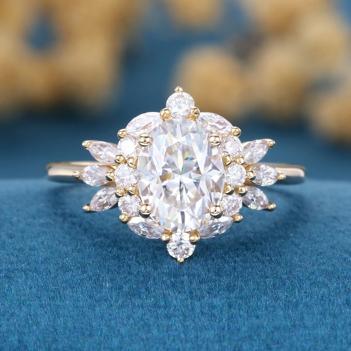 Oval cut Moissanite Cluster Engagement ring - Image 8