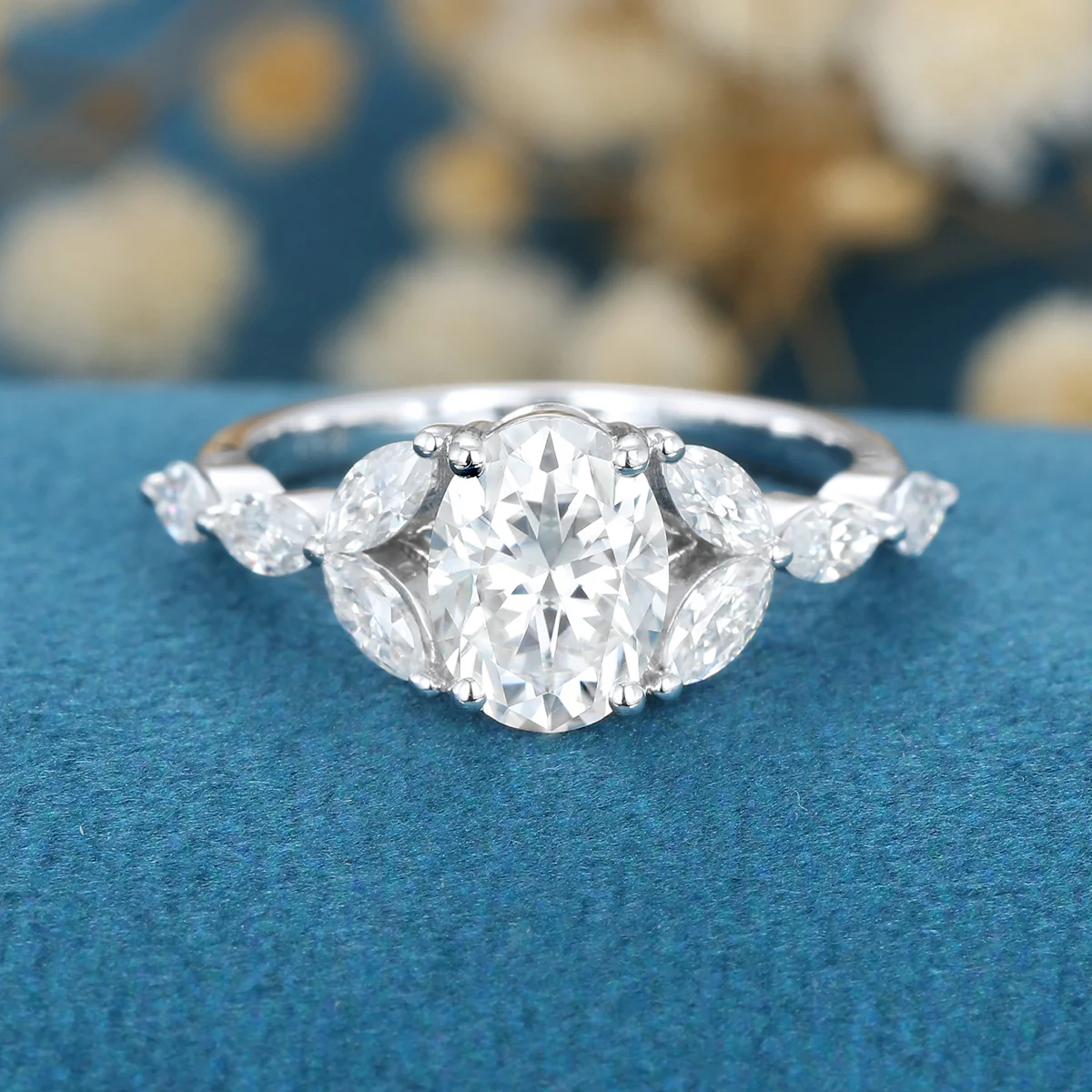 Oval cut Moissanite Cluster Engagement ring - Image 2