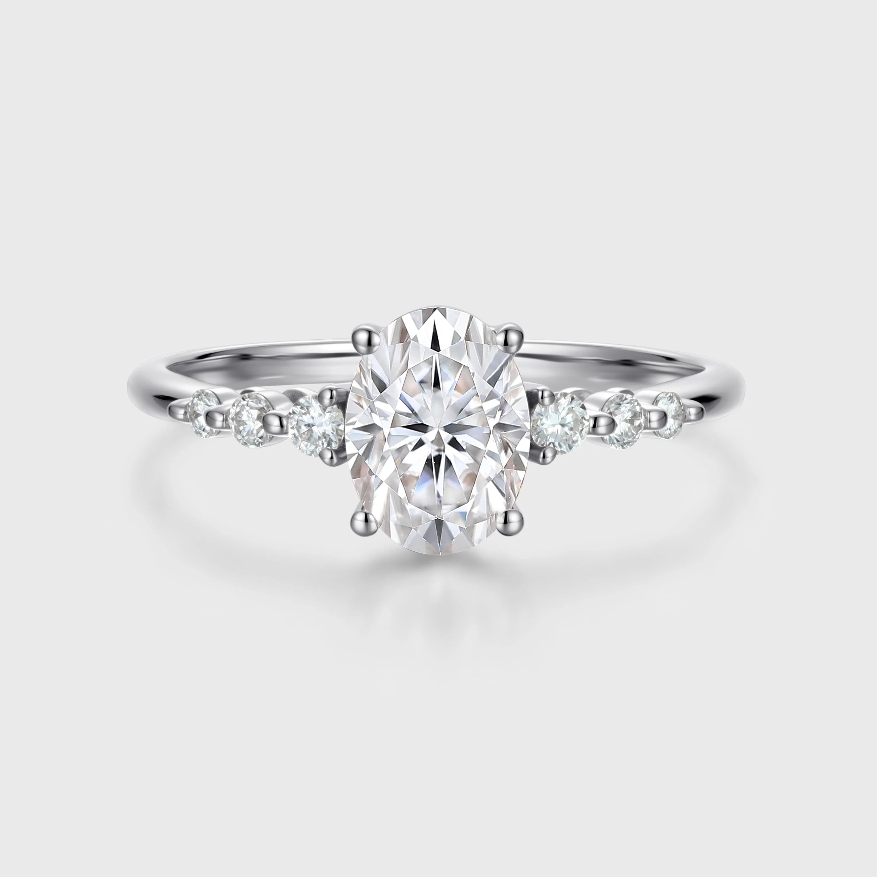 1.5Carat Oval cut Moissanite Engagement Ring - Image 4