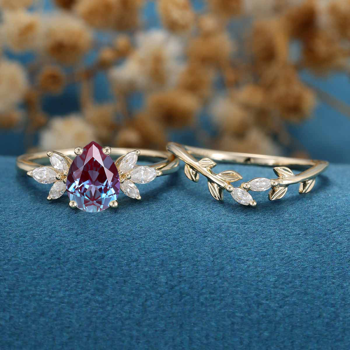 Pear cut Alexandrite | Diamond Engagement Ring Bridal Set - Image 3