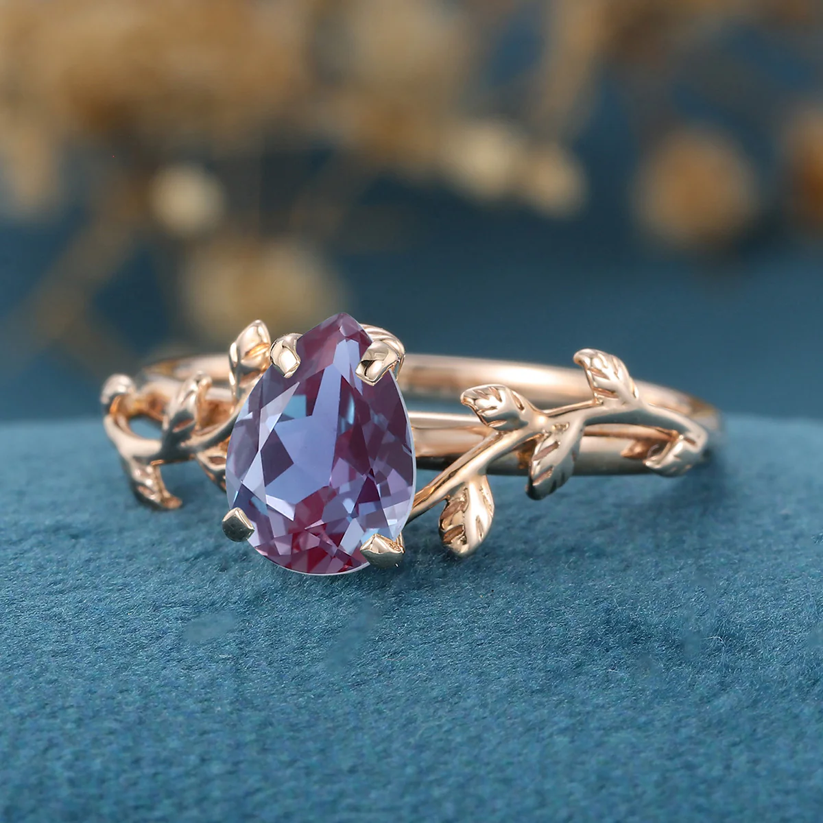 Pear cut Alexandrite Engagement ring - Image 4