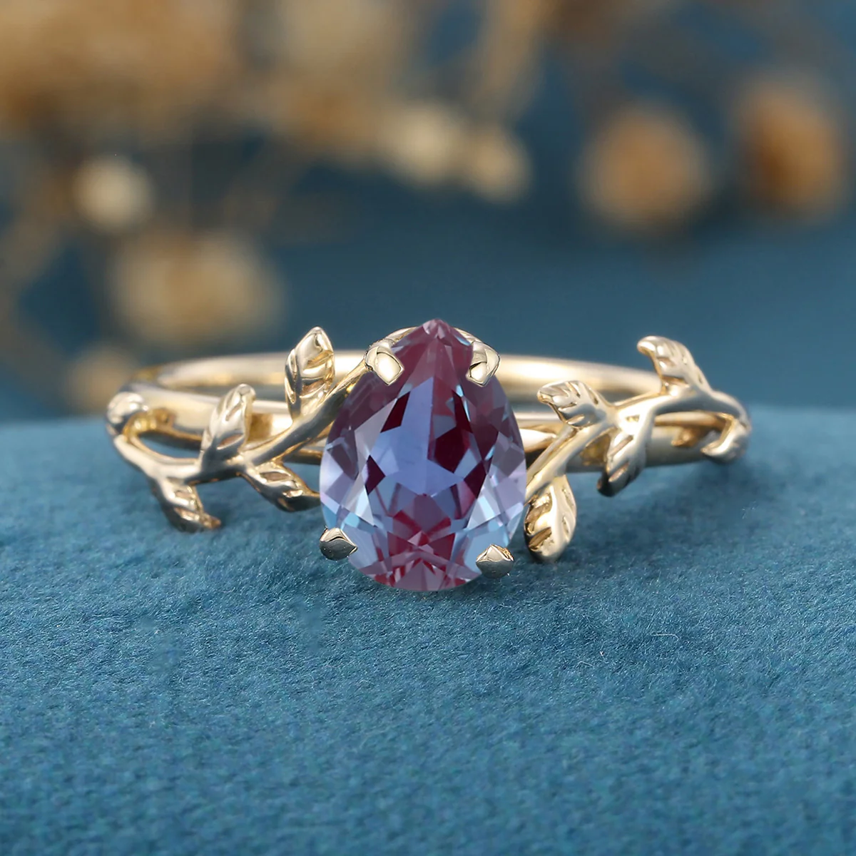 Pear cut Alexandrite Engagement ring - Image 8