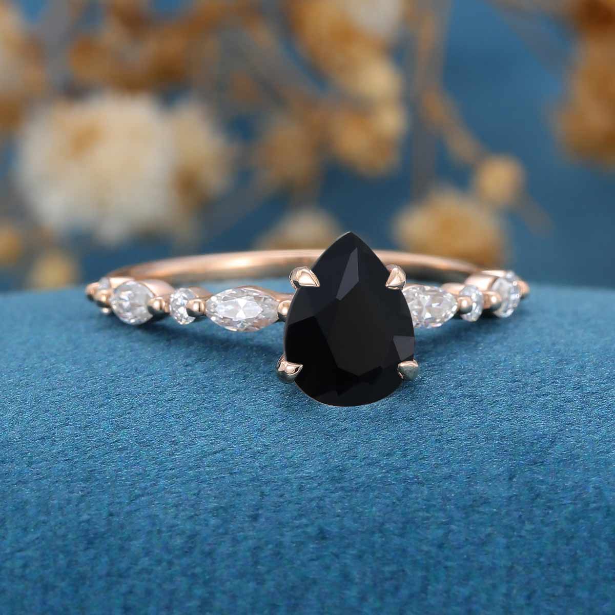 Pear cut Black Onyx Cluster Engagement Ring - Image 4