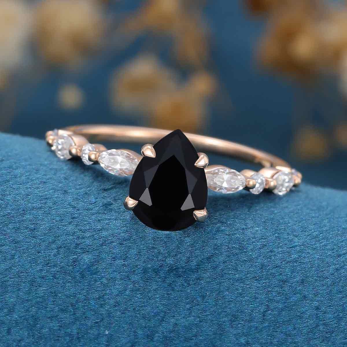 Pear cut Black Onyx Cluster Engagement Ring - Image 5
