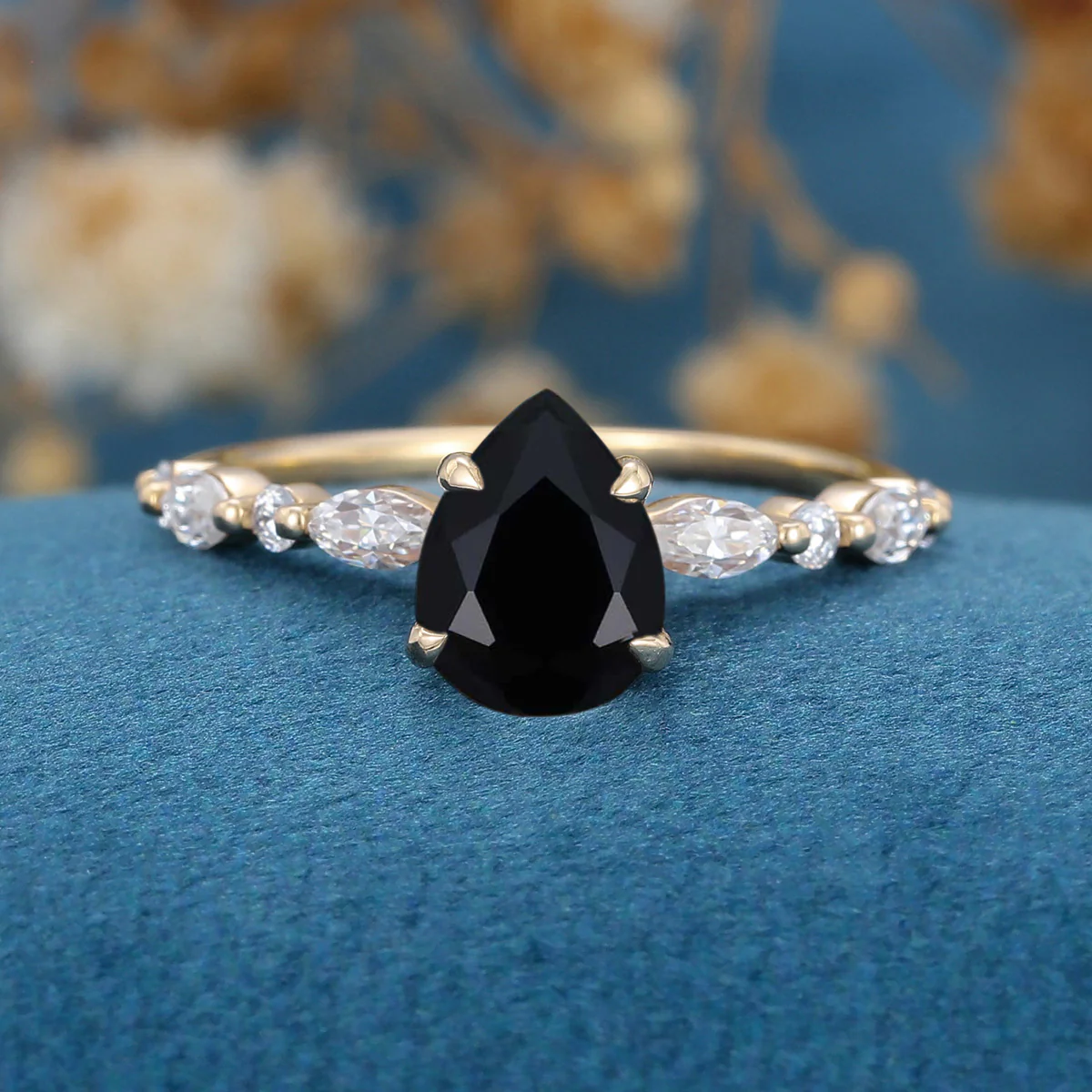Pear cut Black Onyx Cluster Engagement Ring - Image 8