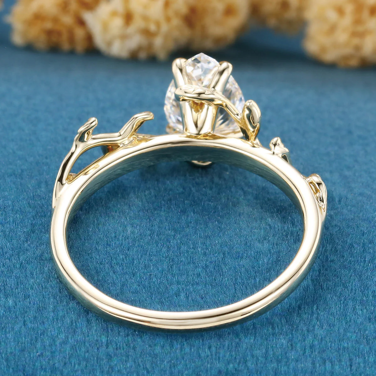 Pear cut Lab-Grown Diamond Leaf Rose Gold Engagement Ring - Image 6